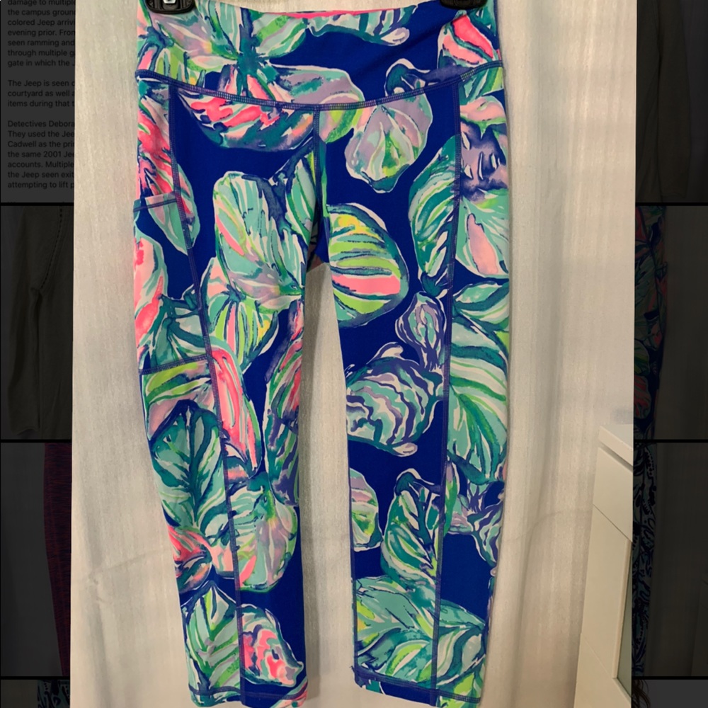Lilly Pulitzer Cropped Leggings in Casa Del Sol